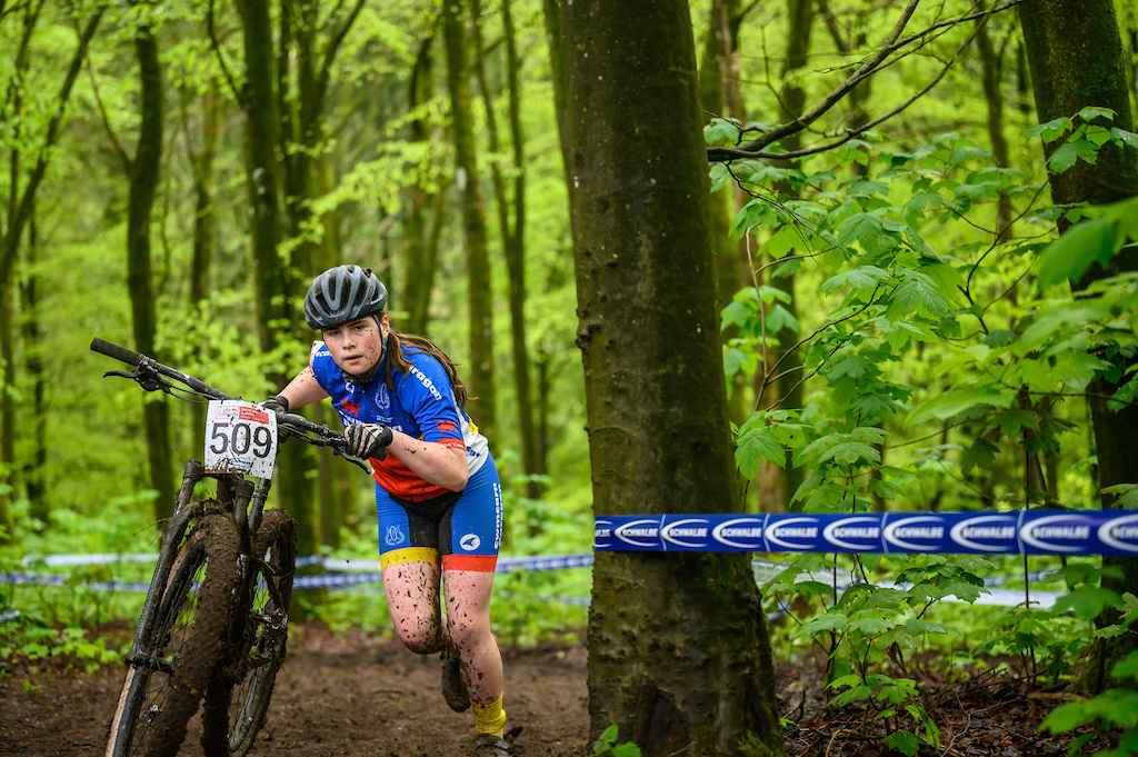 As the weather dried out and the mud began clag it was quicker to run