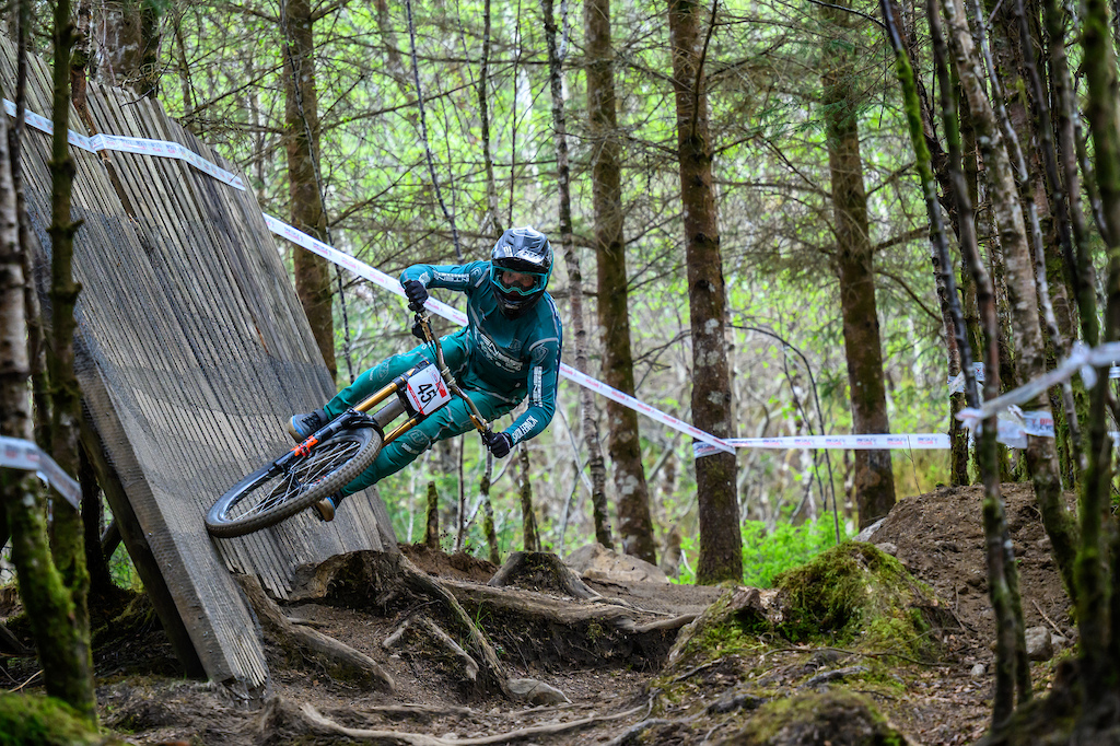 Joe Breeden absolutely smashed into the woods wall ride. I was surprised it was still left standing after Joe went through