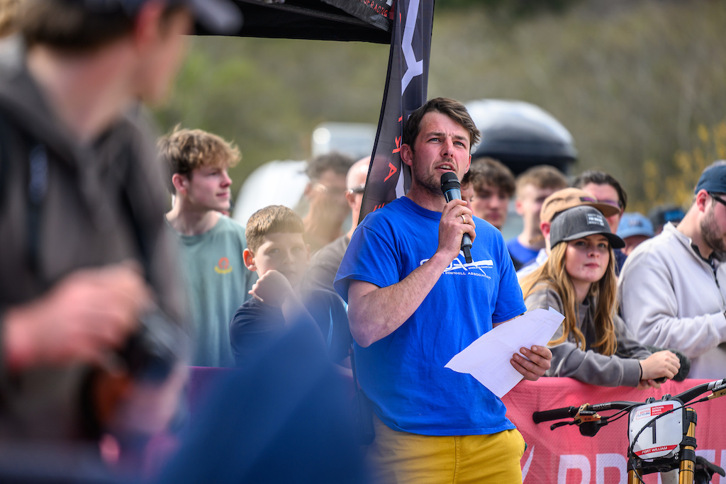 Got to love a Scottish commentator trying to pronounce so many European names. On a serious note big thank you for all the hard work of everyone at the SDA for putting on such an amazing race