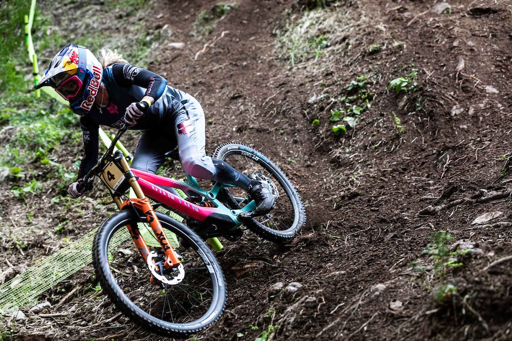 Tahnee dealing with the off-camber section like a queen.