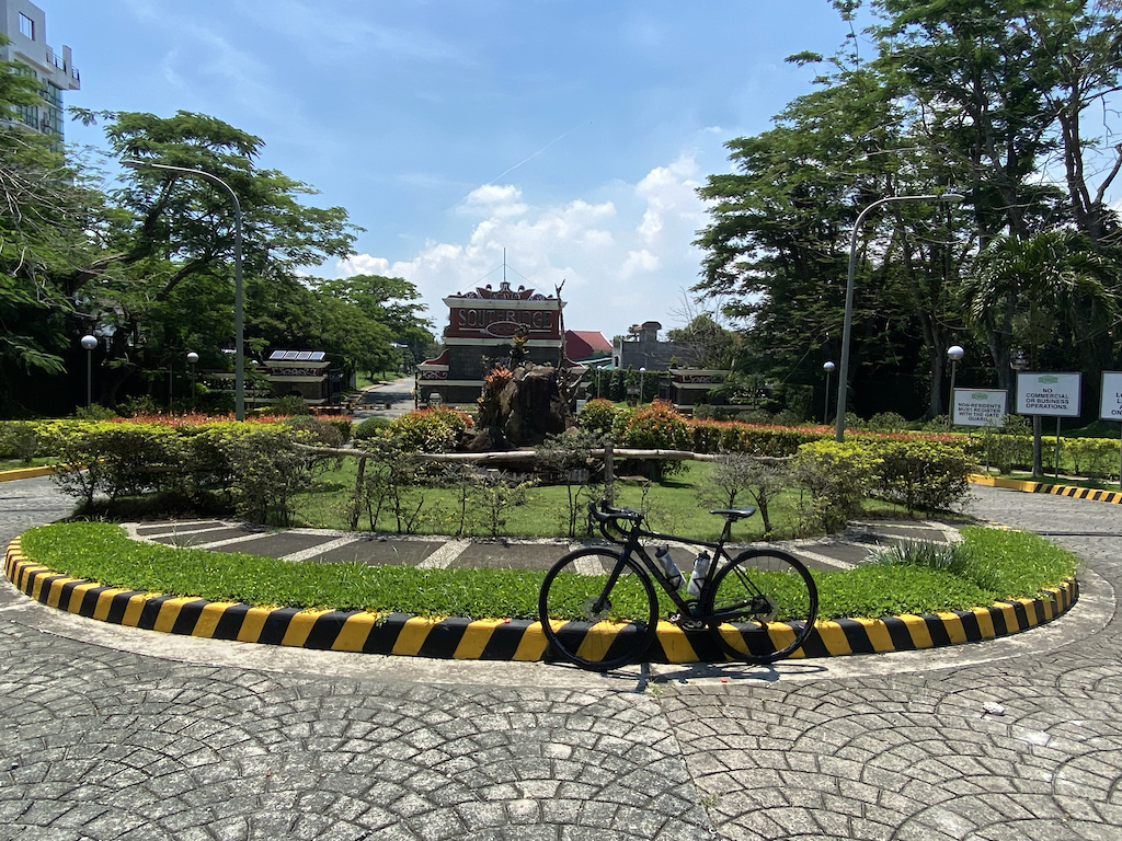 I stopped for a photo-op at the entrance of South Ridge, Tagaytay, Cavite, Luzon. South Ridge is a high-end single-family dwelling community In Tagaytay.