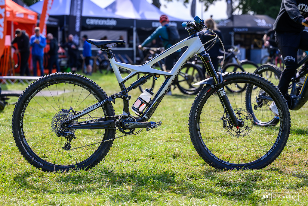 Hannah Price's Specialized Enduro