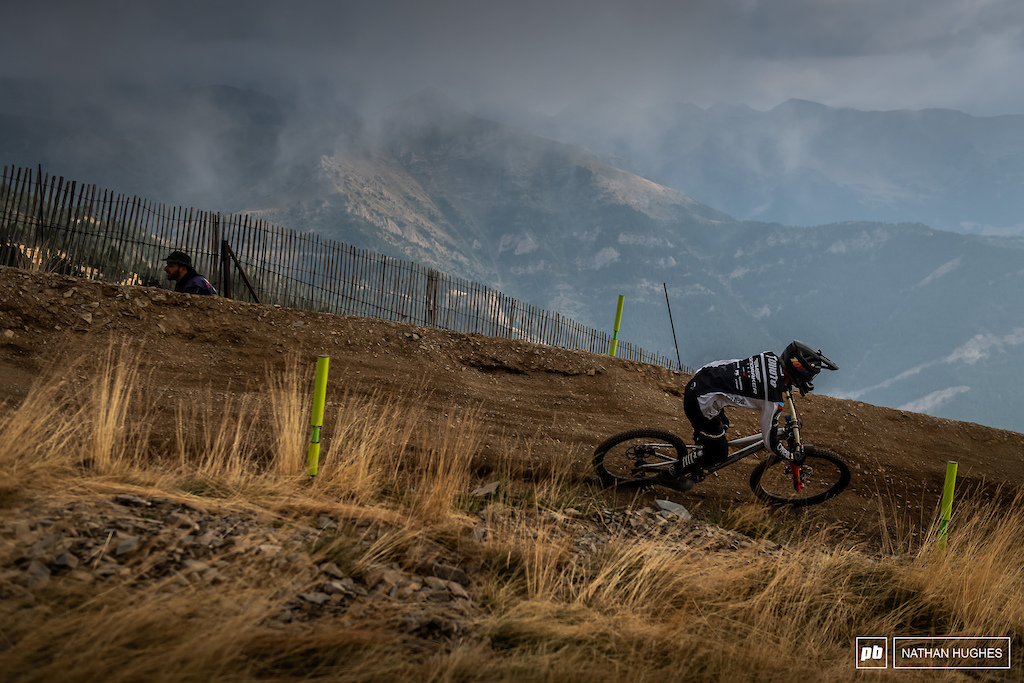 A brilliant run by the King of Crankworx later in the day put him in 14th.