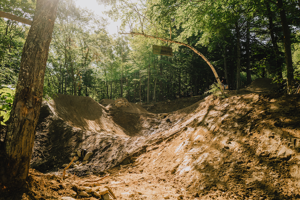 Highland Mountain Dirt Pipe - Sessions EP3

Photo: Peter Cirilli