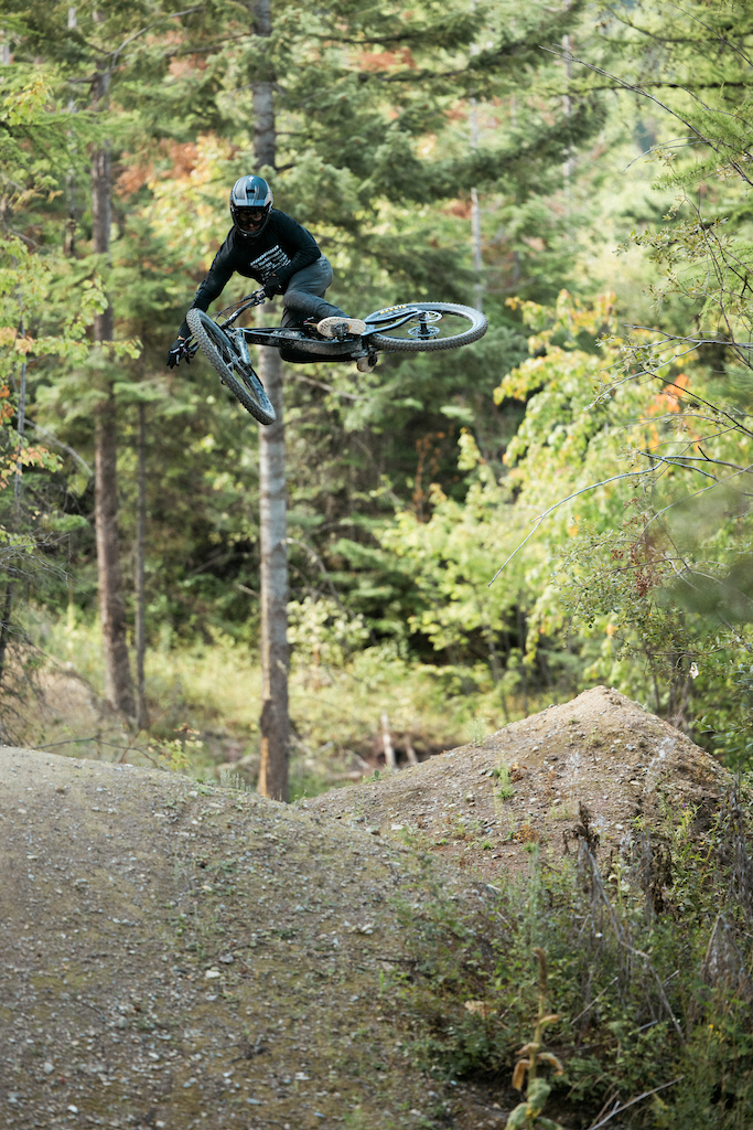 Remy Metailler Shreds Jumps and Turns at Coast Gravity Park 