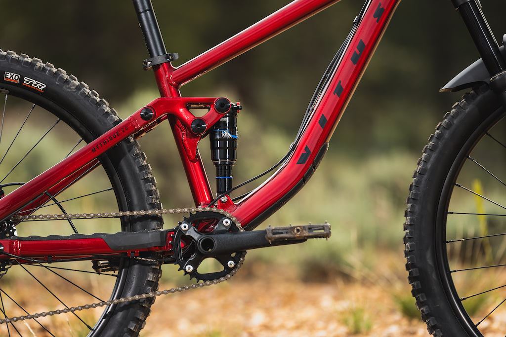 Vitus bikes 2024 full suspension