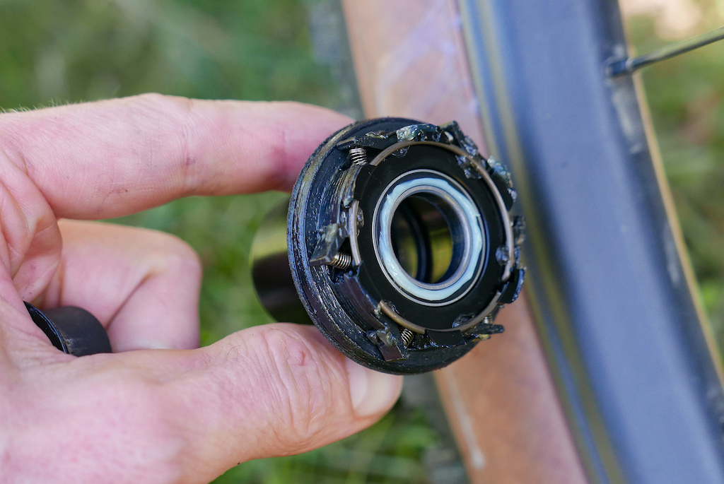 First Ride: Zipp's New 1Zero HiTop Carbon Wheels - Pinkbike