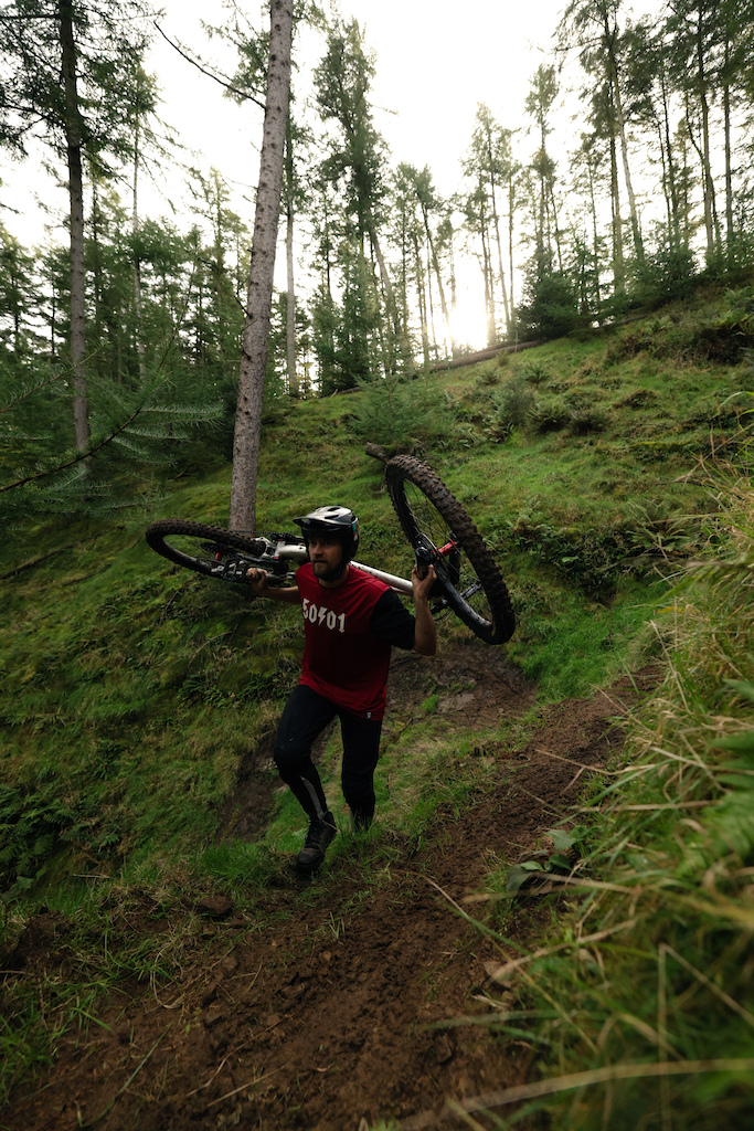 Craig Evans riding his Gully trail for the Airdrop Edit MX launch vid
