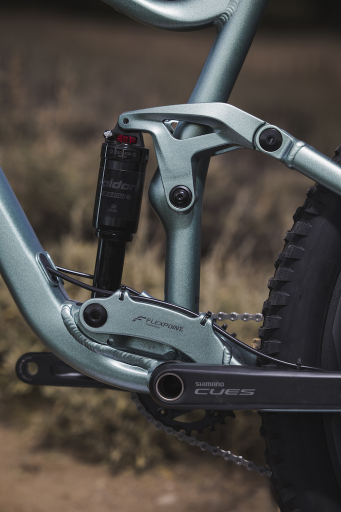 First Look Giant Updates the Entry Level Full Suspension Stance