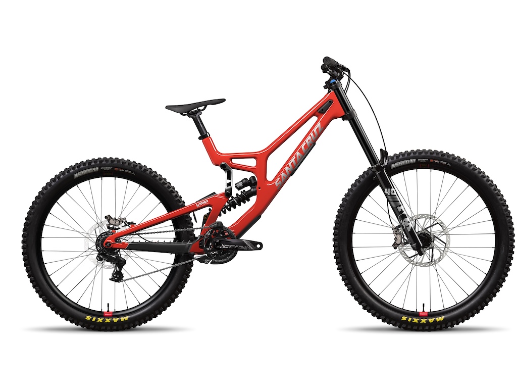 Review: Santa Cruz V10 29 - A Highly Refined & Rapid DH Race Bike - Pinkbike