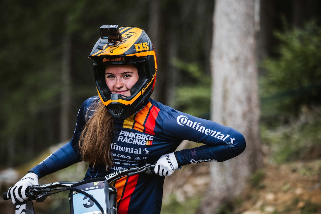 Photo Story Pinkbike Racing s Aimi Kenyon s 2023 Season in Photos