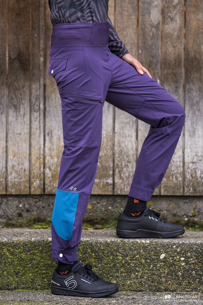 Canyon MTB Pants review – close-fitting and comfortable enduro pants