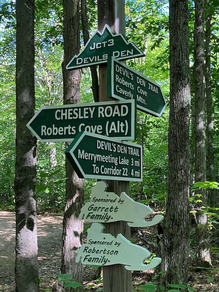Junction of Chesley and Devil's Den Roads