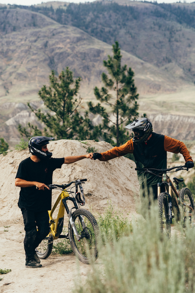 Video: Louis Reboul & The French Trio Are All Style in Kamloops - Pinkbike