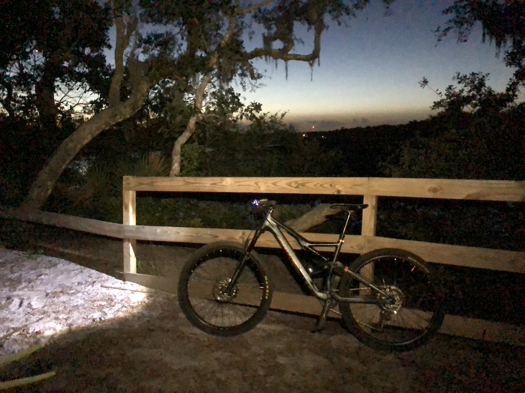 Night riding Florida cross country trails. It's so hot there during the summer.. best time to ride