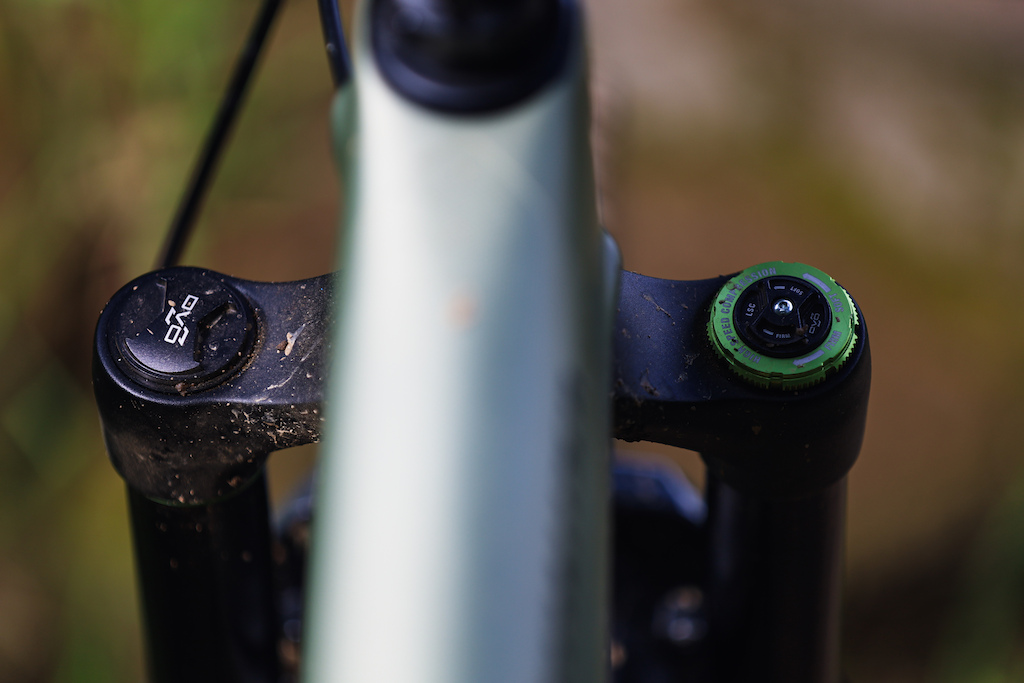 DVO DIAMOND D1 - Wheel World Bike Shops - Road Bikes