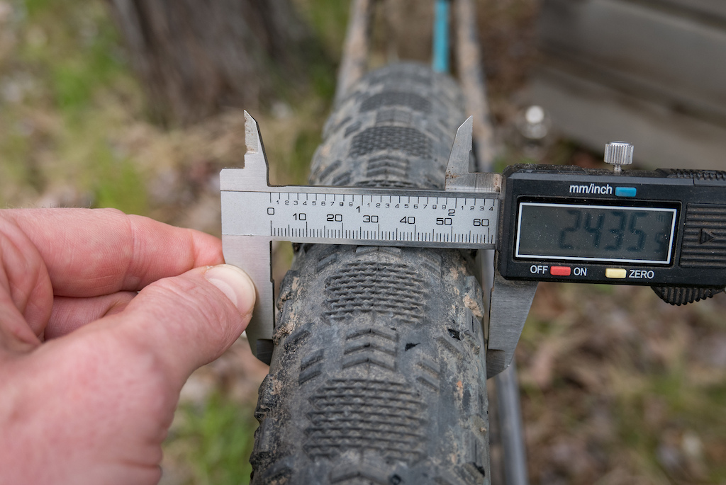First Ride: Maxxis Team Spec Aspen ST Tire - Pinkbike