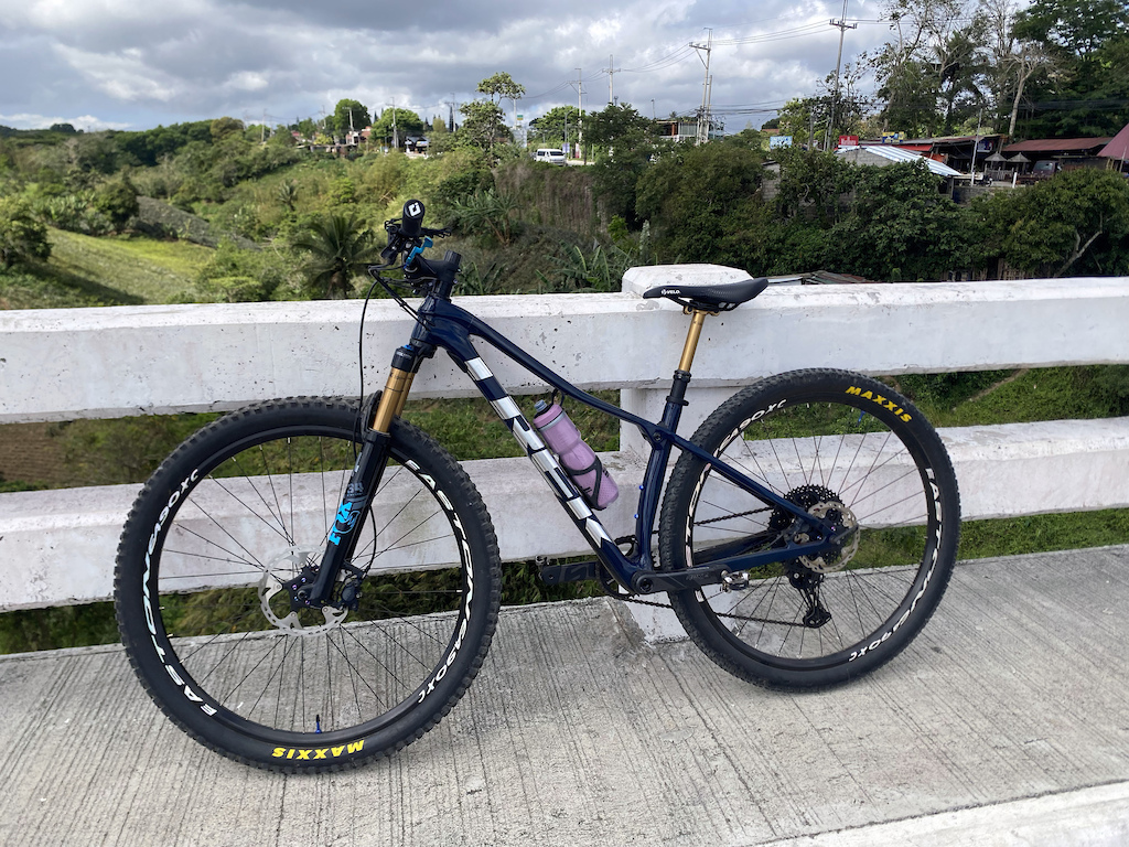 My-TREK-Procaliber Adventures. April session The photo is on the "Bypass Bridge", near my home in Tagaytay.
