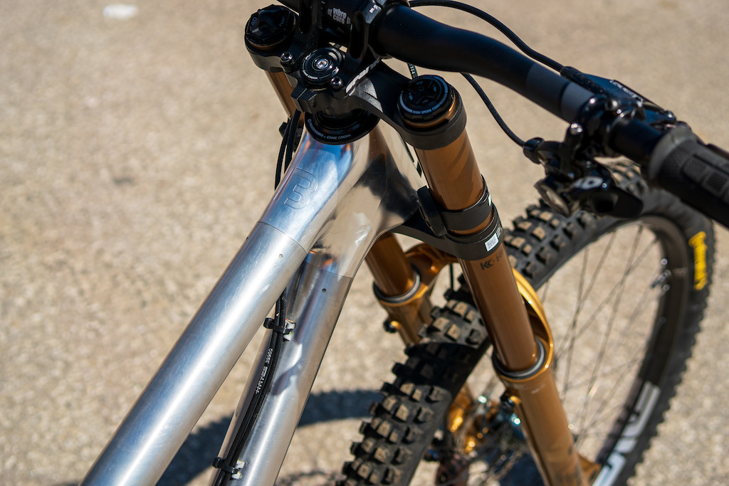 Spotted: Frameworks Racing DH Bike with Electronic Fox Shock