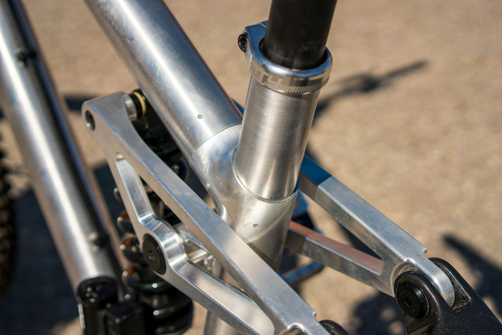 Spotted: Frameworks Racing DH Bike with Electronic Fox Shock