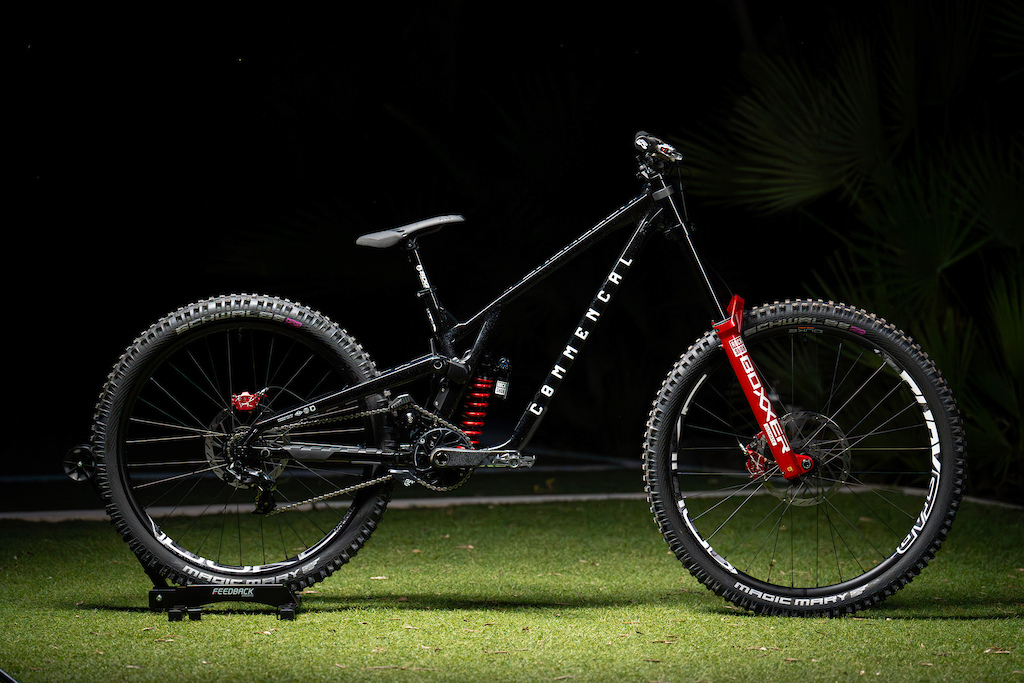 Commencal Les Orres Shows Off 2024 Team Kit & Bike - Pinkbike