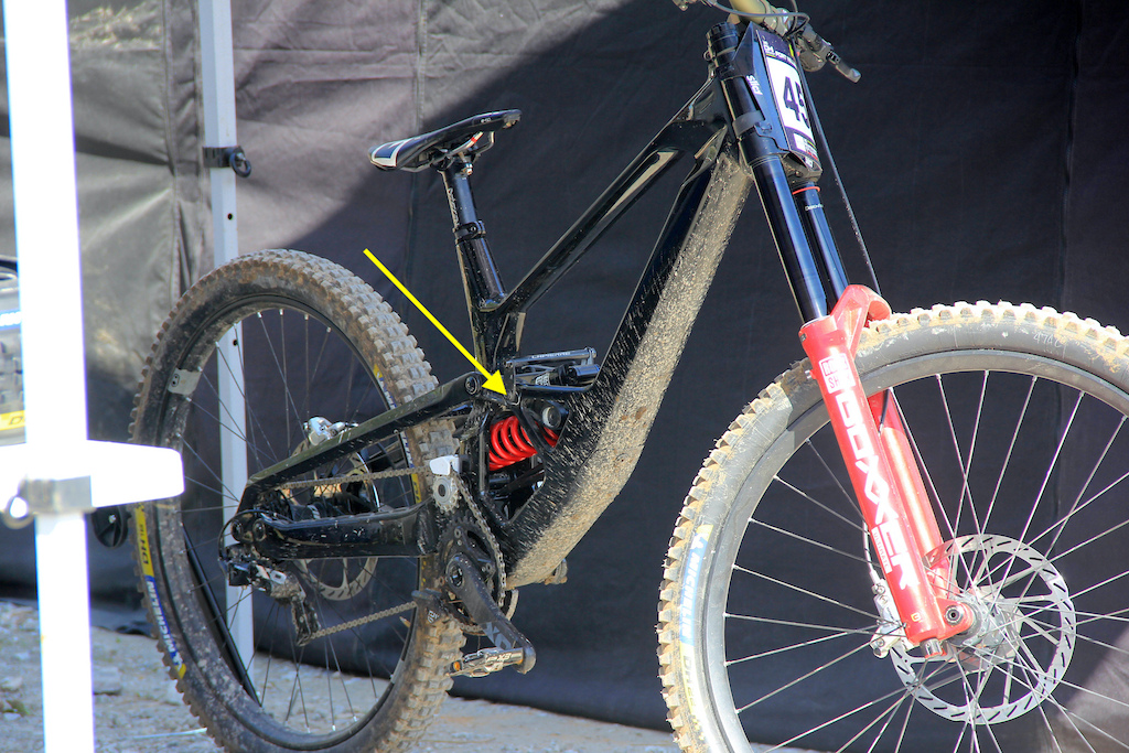 Spotted Speculating on the New Lapierre Downhill Bike Fort William World Cup DH 2024 Pinkbike