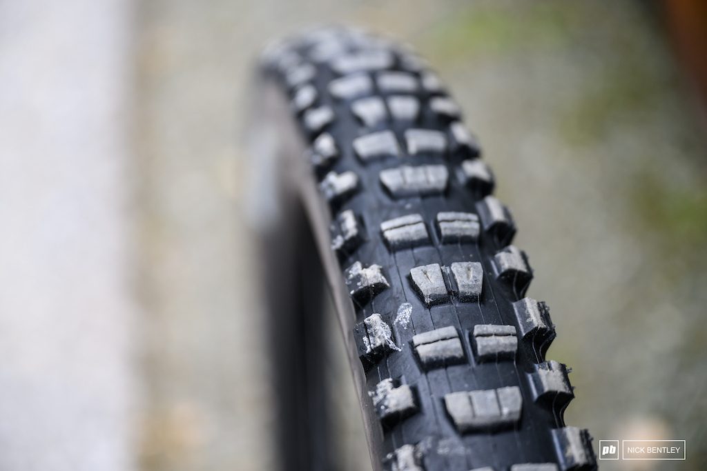 Bike Check: Laurie Greenland's Santa Cruz V10 - Pinkbike