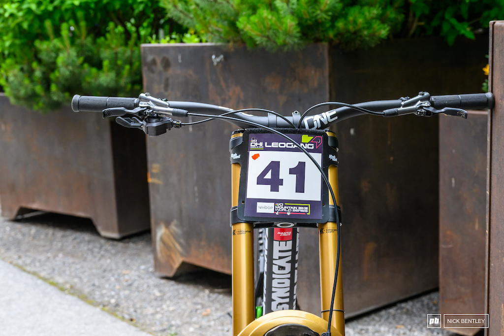 Bike Check: Laurie Greenland's Santa Cruz V10 - Pinkbike