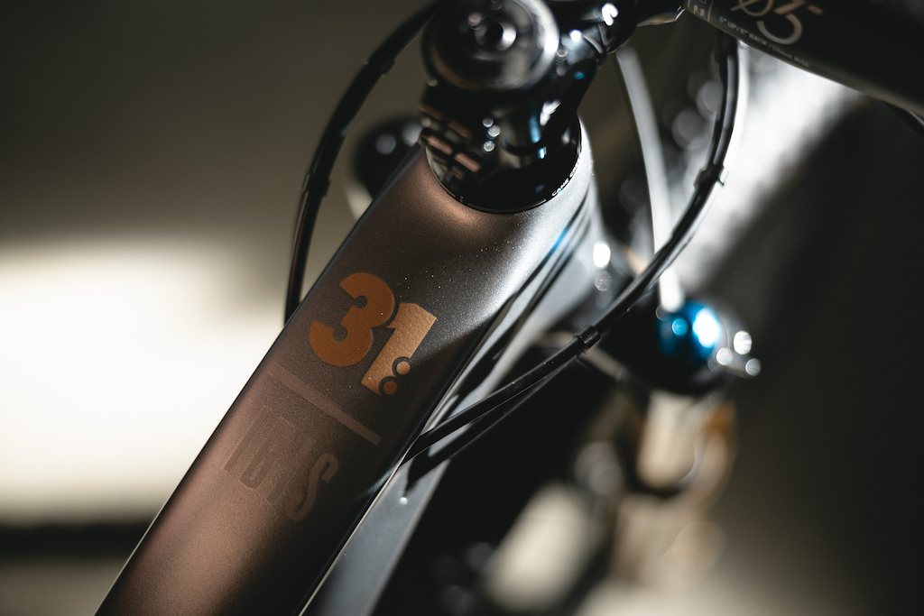Ibis Announces Limited Edition Team 31 Exie USA Frames - Pinkbike