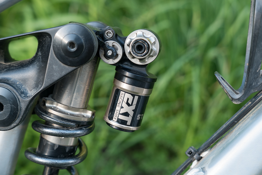 Review: EXT's New Storia V4 Coil Shock - Pinkbike