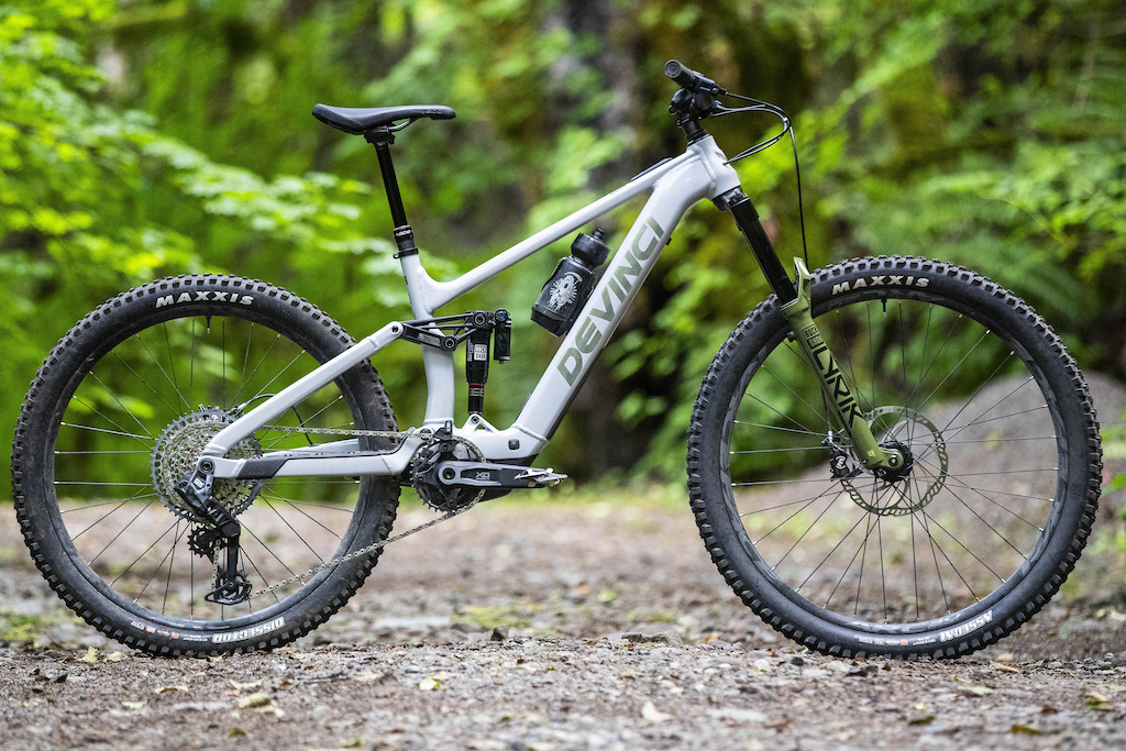 Review: Devinci E-Troy Lite - Canadian Made, Reasonably