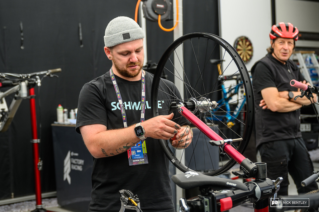 more wheel building at Cube