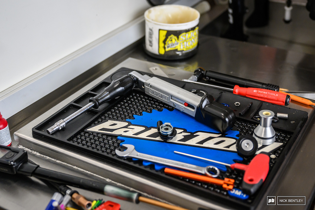 Torque wrenches come in all shapes and sizes.