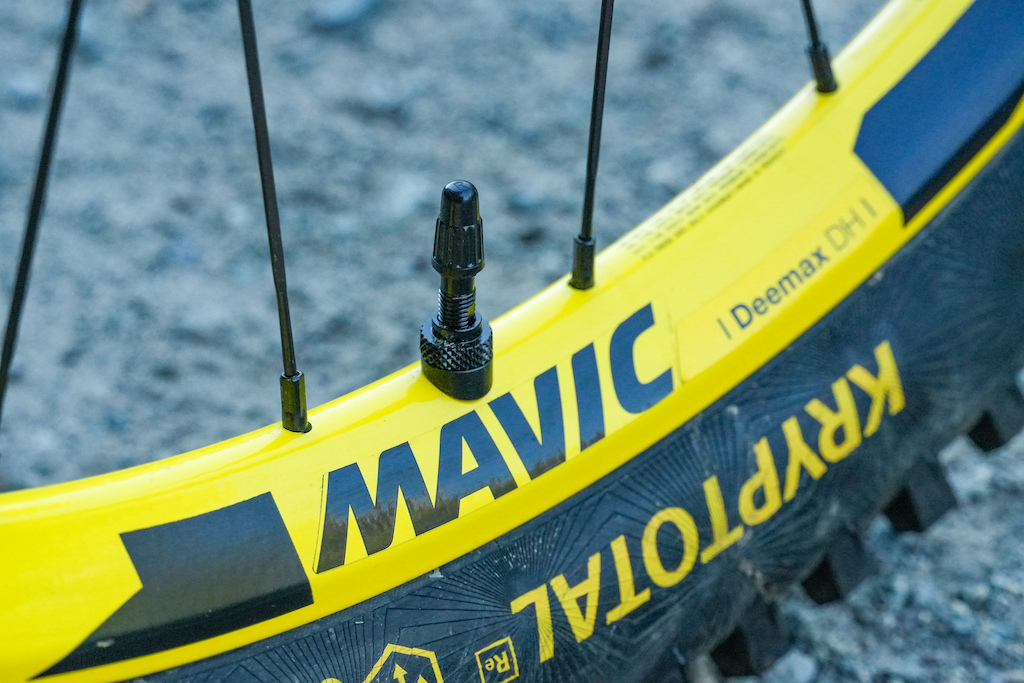 Review: Mavic Deemax DH YLW - A Classic Downhill Wheelset - Pinkbike