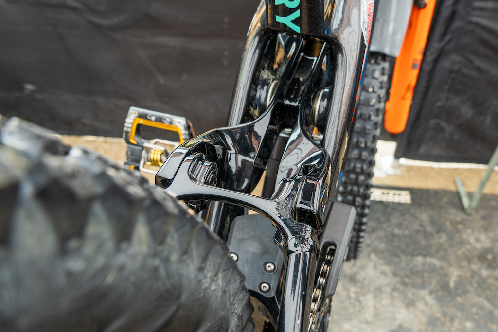 Danny Hart's Heavily Customized GT Fury & the Man Behind It - Pinkbike