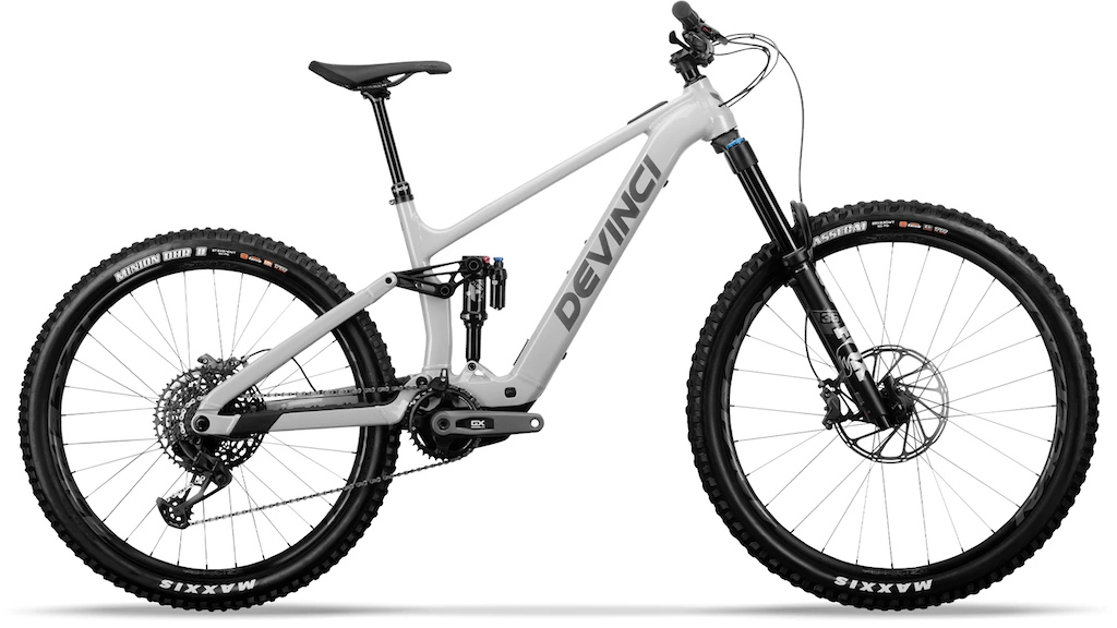 Review: Devinci E-Troy Lite - Canadian Made, Reasonably