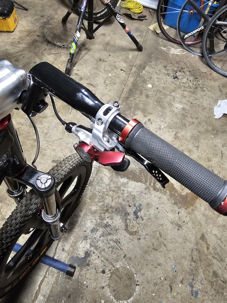 Soon grips