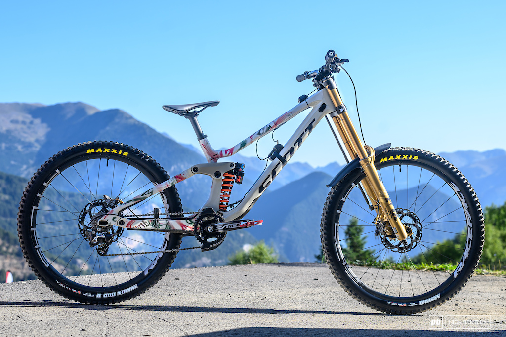 26 Custom Bikes From the 2024 DH World Championships Pinkbike