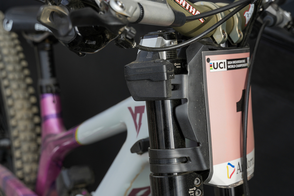 Tech Randoms V: Andorra DH World Championships 2024 - Pinkbike