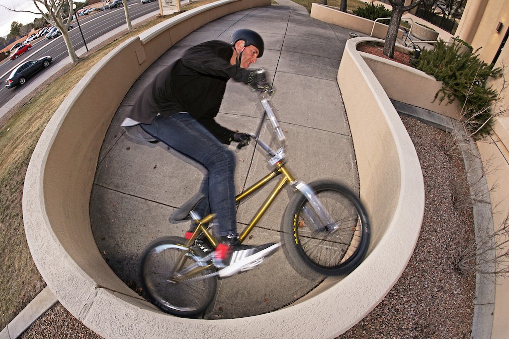 Watch 1 riding video and 6 documentaries at www.projectspoke.com