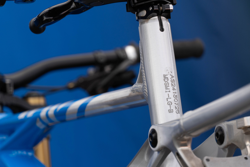 【新品未使用・未開封】BICYCLE OSMAND V2・赤デック ２種類 超レア オズマンドデック 赤 プロトタイプ 非売品OZMAND バイシクル