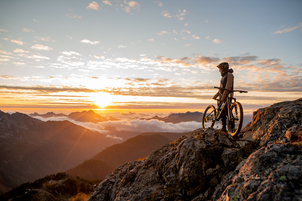 Photo Story A First MTB Descent on Vancouver Island s 5040 Peak Pinkbike