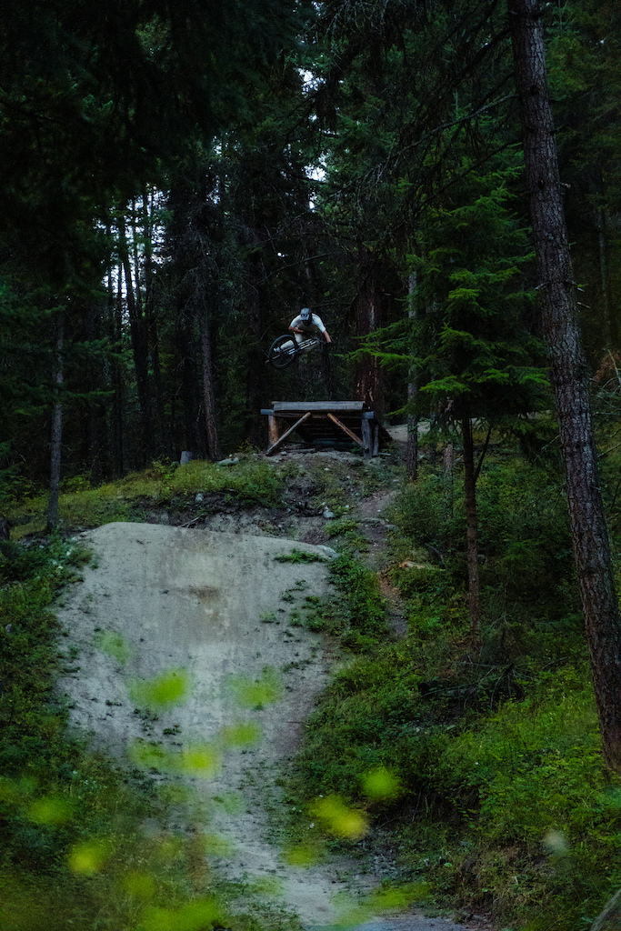 Bunged Video: Remy Morton is Smooth & Stylish in 'Mildly Bunged Up' - Pinkbike