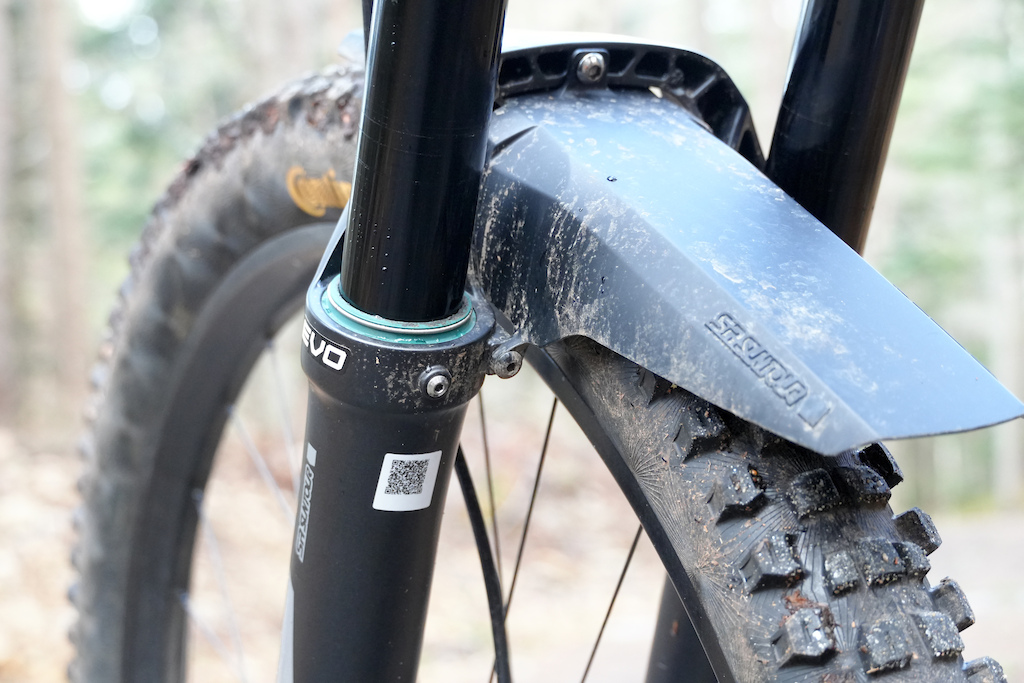 Review: The SR Suntour Durolux 38 EVO Fork is a Budget