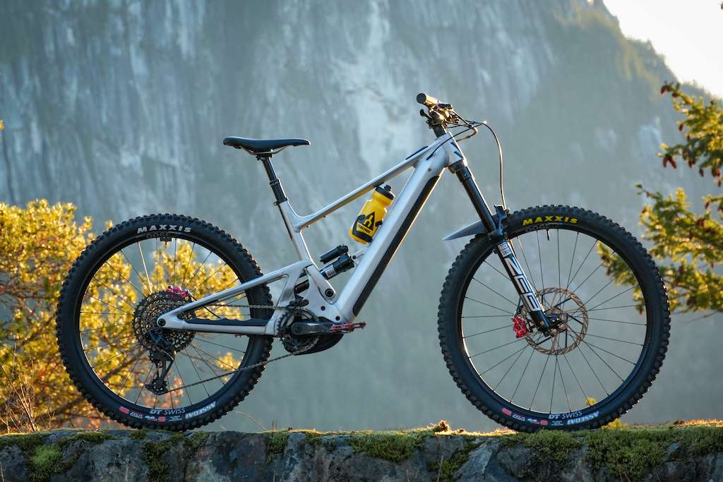 Review: Scor 6080Z - Ready to Run Over Anything - Pinkbike