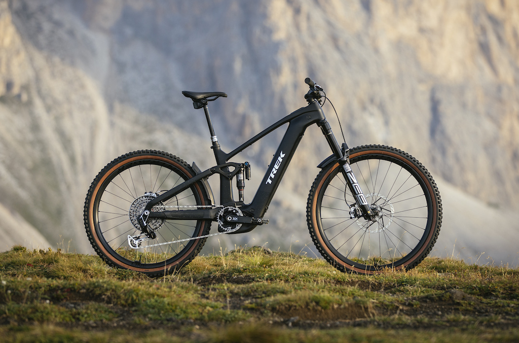 trek pedal assist bicycle FX+ 1S Mid-Step Its handlebar throttle makes getting up to speed easy Trek FX+ 1 Review |