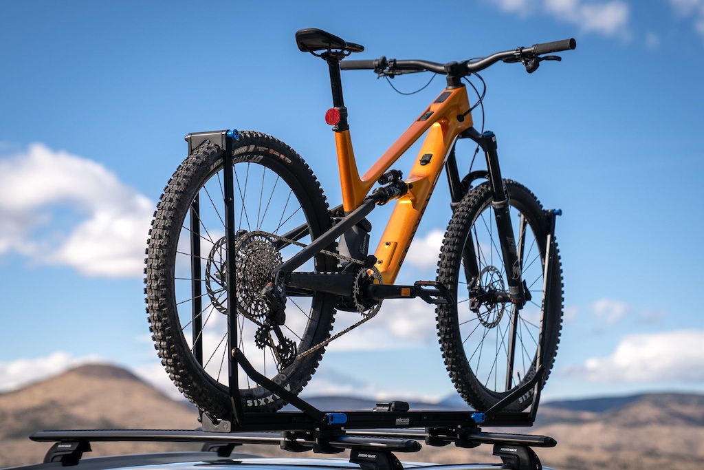 RockyMounts Mach10 with Canyon Mountain Bike