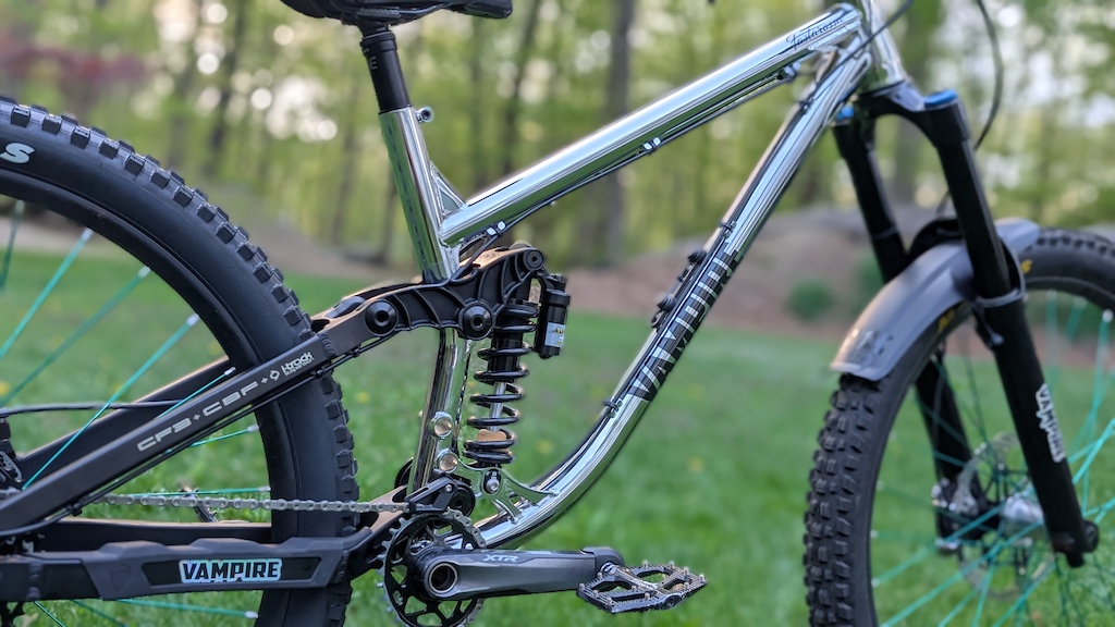 Vampire Fastarossa in Chrome