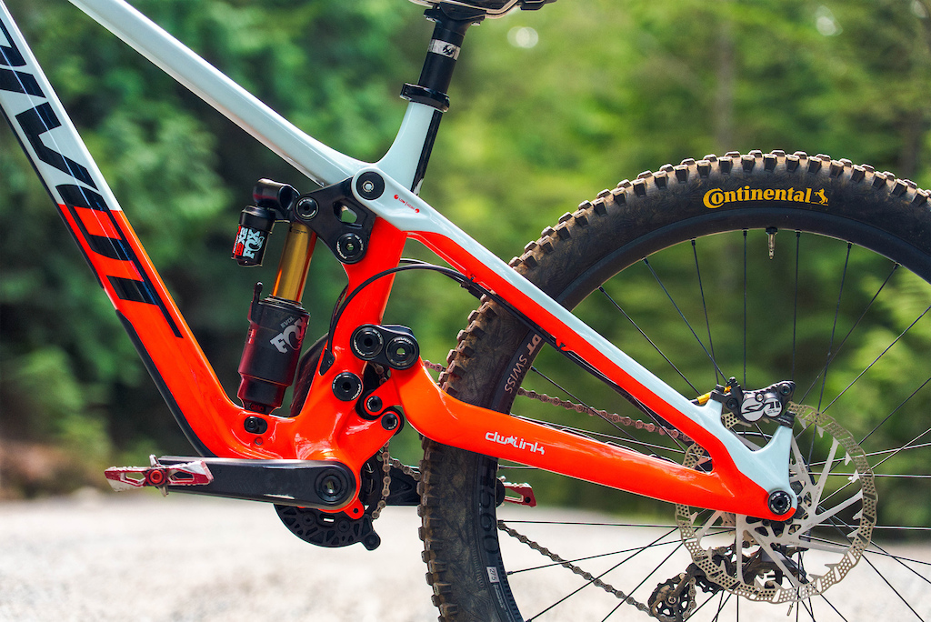 Review: Pivot Phoenix - Easily Accessible DH Speed - Pinkbike