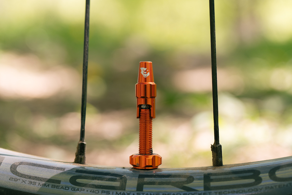 Wolf Tooth Introduces Dedicated Clik Valve Pumps - Pinkbike